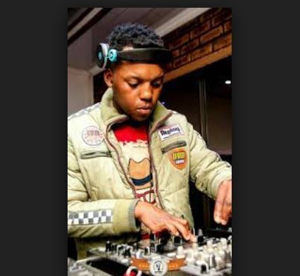  ThackzinDJ – Umshove (Revisit Mix)