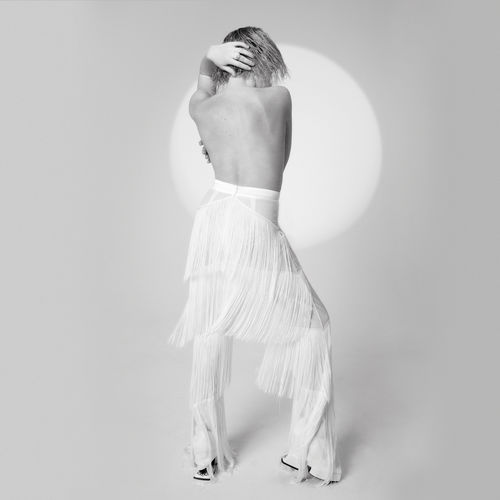 ALBUM: Carly Rae Jepsen - Dedicated