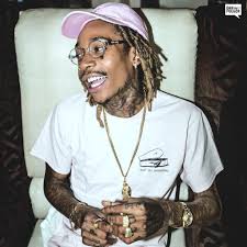 Wiz Khalifa Ft. SK8 – Role Model