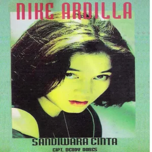 Nike Ardilla – Sandiwara Cinta